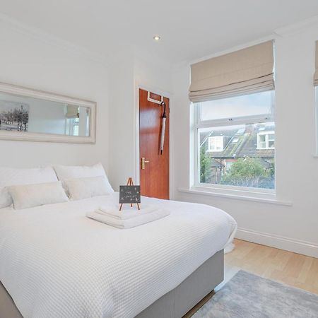 Luxury Granada Apartments - 1 & 2 Bed Flats W Free Parking Perfect For Contractors, Students Near The Beach Portsmouth Bagian luar foto